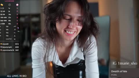 Marie online show from October 20, 6:30 pm