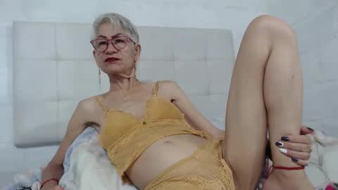 Miss Monserrate online show from March 6, 4:07 pm