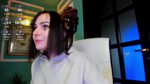 Moona  online show from October 9, 12:03 pm