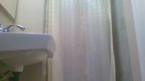 TheShyOne18 online show from December 7, 4:03 pm