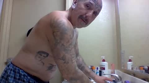 TheShyOne18 online show from April 1, 6:16 pm