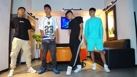 pushman online show from February 24, 2:04 pm