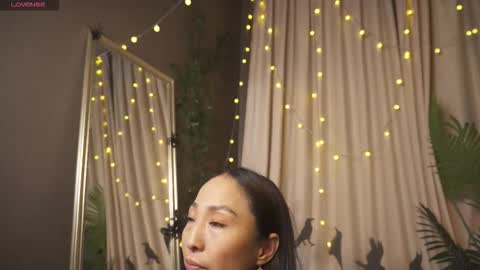 Rei online show from October 30, 1:23 pm