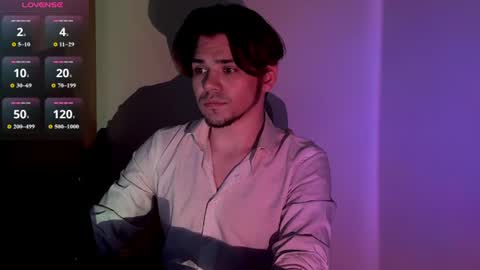 Snapshot of 1roberttt chatting on June 22, 9:45 pm 1roberttt online show from June 22, 9:45 pm