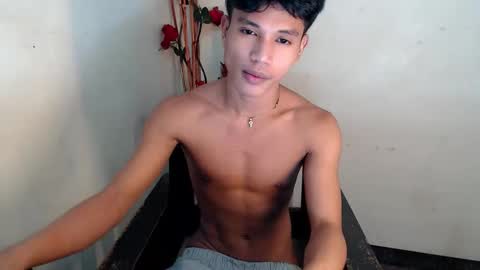 1sweetloverxx online show from March 17, 11:52 pm