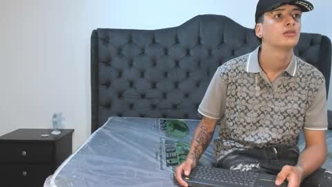 1Threestar online show from September 20, 12:06 pm