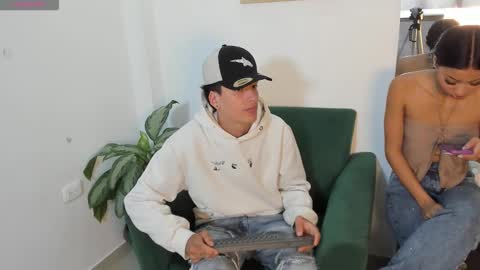 1Threestar online show from November 4, 12:26 pm