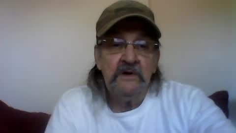 1valentine online show from October 1, 4:35 pm