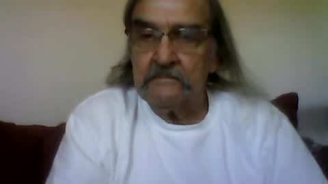 Snapshot of 1valentine chatting on June 19, 9:51 pm 1valentine online show from June 19, 9:51 pm