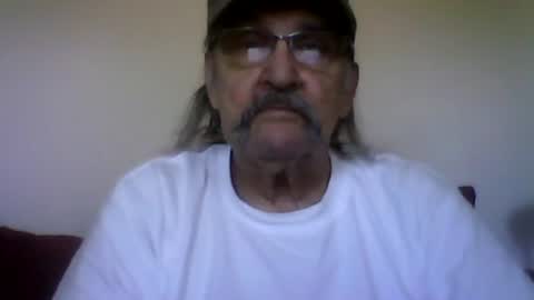 Snapshot of 1valentine chatting on July 6, 3:03 pm 1valentine online show from July 6, 3:03 pm