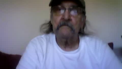 Snapshot of 1valentine chatting on July 8, 2:43 pm 1valentine online show from July 8, 2:43 pm