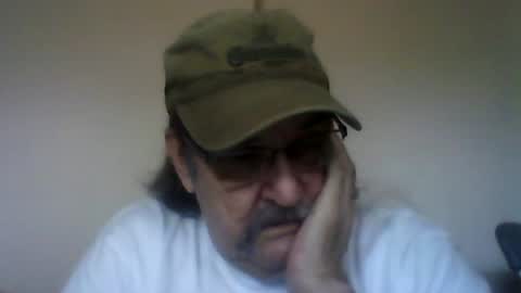 Snapshot of 1valentine chatting on July 19, 2:21 pm 1valentine online show from July 19, 2:21 pm