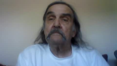 Snapshot of 1valentine chatting on July 28, 6:20 pm 1valentine online show from July 28, 6:20 pm