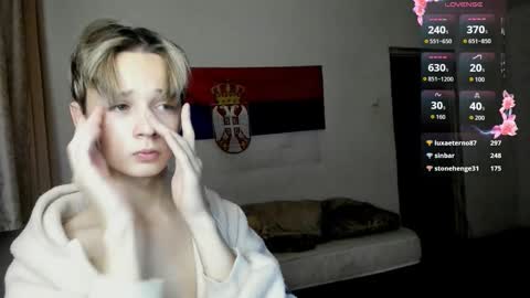 Snapshot of 1vampirella_gs chatting on October 8, 11:24 pm Milos online show from October 8, 11:24 pm