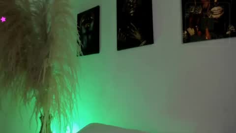 1wayra online show from February 8, 8:53 pm