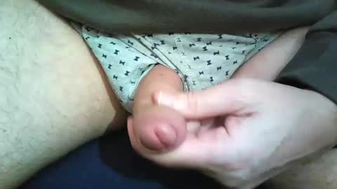 2001uwuk online show from November 28, 5:48 pm