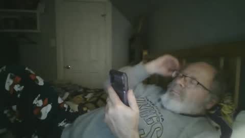 Snapshot of 2003dynawideglide chatting on March 21, 2:38 am 2003dynawideglide online show from March 21, 2:38 am