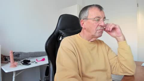 Henk online show from January 2, 3:08 pm