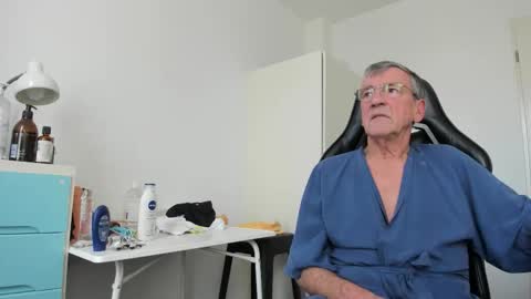 Henk online show from February 19, 3:08 pm