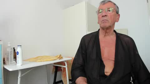 Henk online show from May 10, 10:53 am