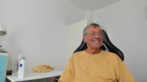 Henk online show from May 13, 12:35 pm