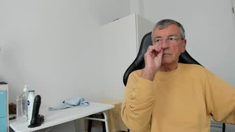Henk online show from May 19, 1:50 pm