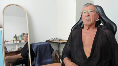 Henk online show from June 9, 1:23 pm