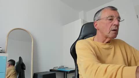 Henk online show from June 11, 1:31 pm