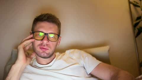 Romano online show from December 1, 9:15 pm