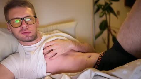 Romano online show from December 3, 9:45 pm