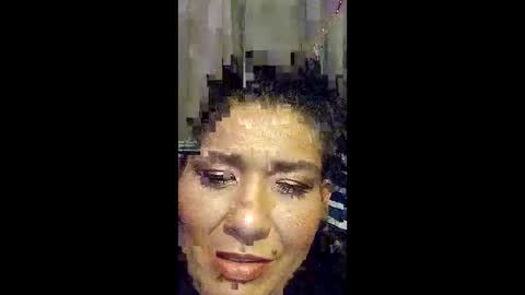 Snapshot of 210mamas210 chatting on March 30, 8:59 am 210mamas210 online show from March 30, 8:59 am