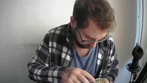 21jus online show from December 15, 9:46 am