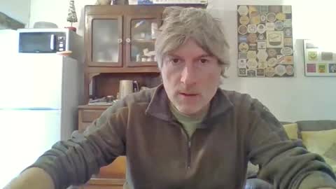 22esserre online show from November 20, 12:38 pm