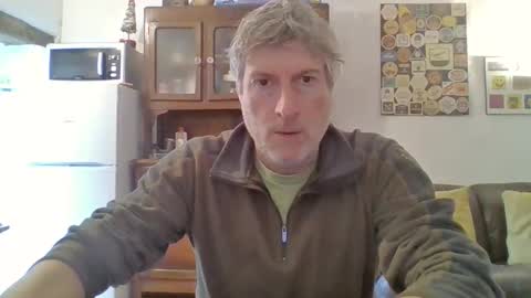 22esserre online show from May 6, 11:37 am