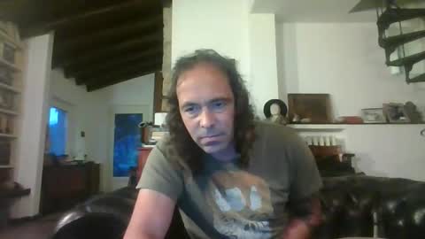 Snapshot of 27lv27 chatting on April 10, 6:01 pm 27lv27 online show from April 10, 6:01 pm