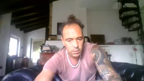 Snapshot of 27lv27 chatting on July 31, 5:34 pm 27lv27 online show from July 31, 5:34 pm