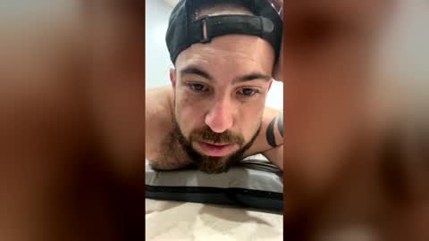 Snapshot of 2big_balls22 chatting on February 20, 6:41 pm 2big_balls22 online show from February 20, 6:41 pm