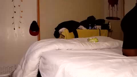 Snapshot of 2ccjbstar chatting on November 29, 2:47 am BlacJewels online show from November 29, 2:47 am