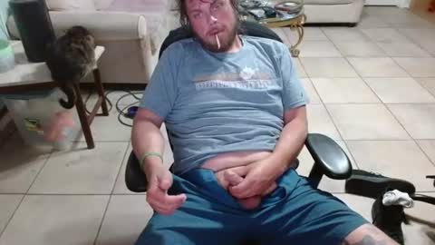 Snapshot of 2dirtyhillbillies chatting on June 19, 10:08 am ThrillBilly online show from June 19, 10:08 am