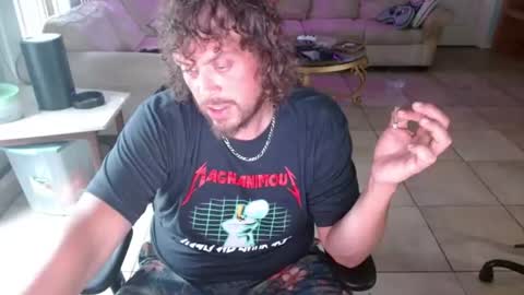 Snapshot of 2dirtyhillbillies chatting on June 19, 10:57 pm ThrillBilly online show from June 19, 10:57 pm
