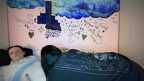 Snapshot of 2emo4fam chatting on December 7, 4:25 pm 2emo4fam online show from December 7, 4:25 pm