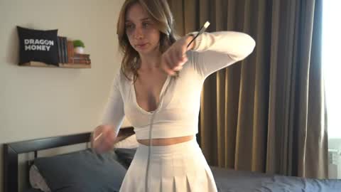 Elley  online show from May 19, 2:34 pm