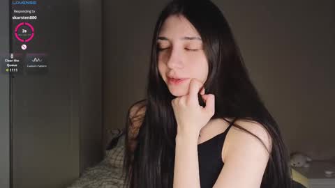 Snapshot of 2insensitive chatting on February 27, 5:13 am Lina free control in pvt online show from February 27, 5:13 am