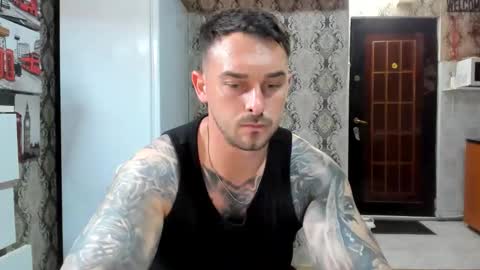 Snapshot of 2sexymuscles chatting on June 10, 8:19 pm 2sexymuscles online show from June 10, 8:19 pm