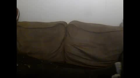 2small4you83 online show from December 4, 7:11 pm