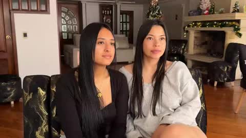 Dalilah and Tarah online show from November 24, 4:29 pm