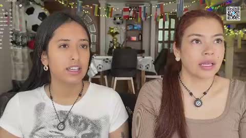 Dalilah and Tarah online show from July 11, 3:04 pm