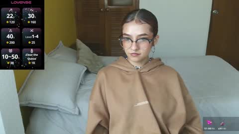 Snapshot of 3badweed3 chatting on January 23, 2:07 pm Sam online show from January 23, 2:07 pm