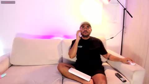 3someunlocked online show from November 3, 10:42 pm