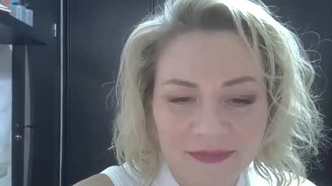 3susie online show from December 18, 3:51 pm